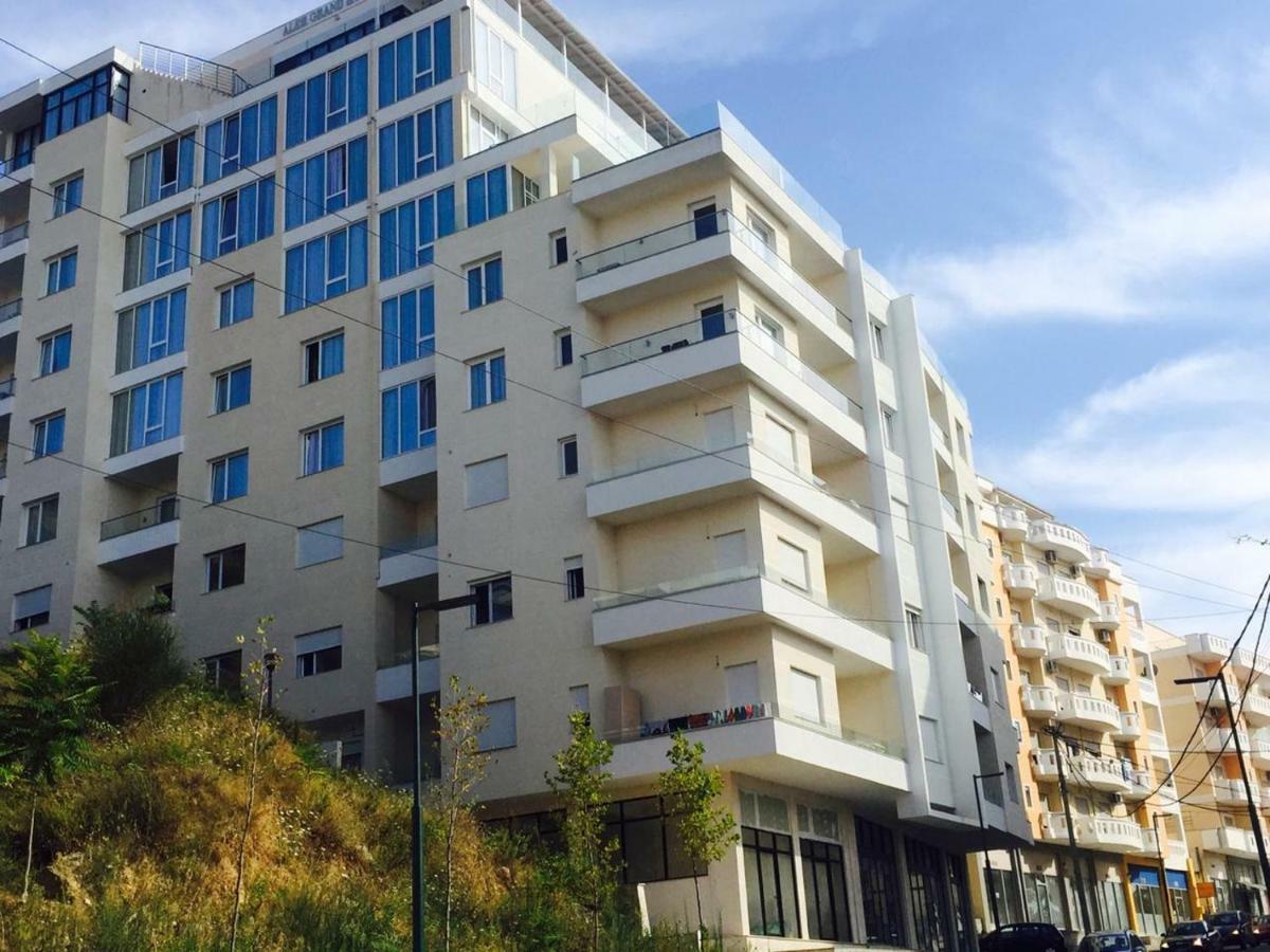 فلورا Melody Apartment المظهر الخارجي الصورة