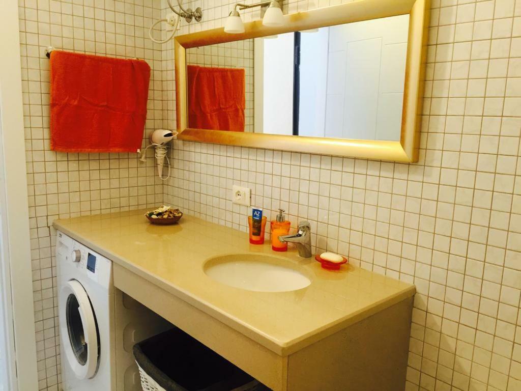 فلورا Melody Apartment المظهر الخارجي الصورة