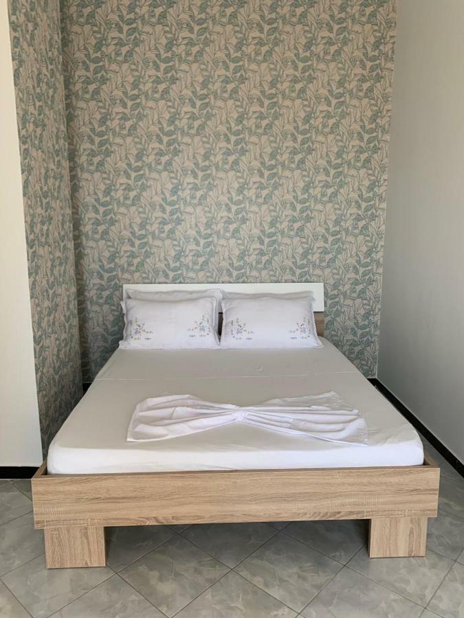 فلورا Melody Apartment المظهر الخارجي الصورة